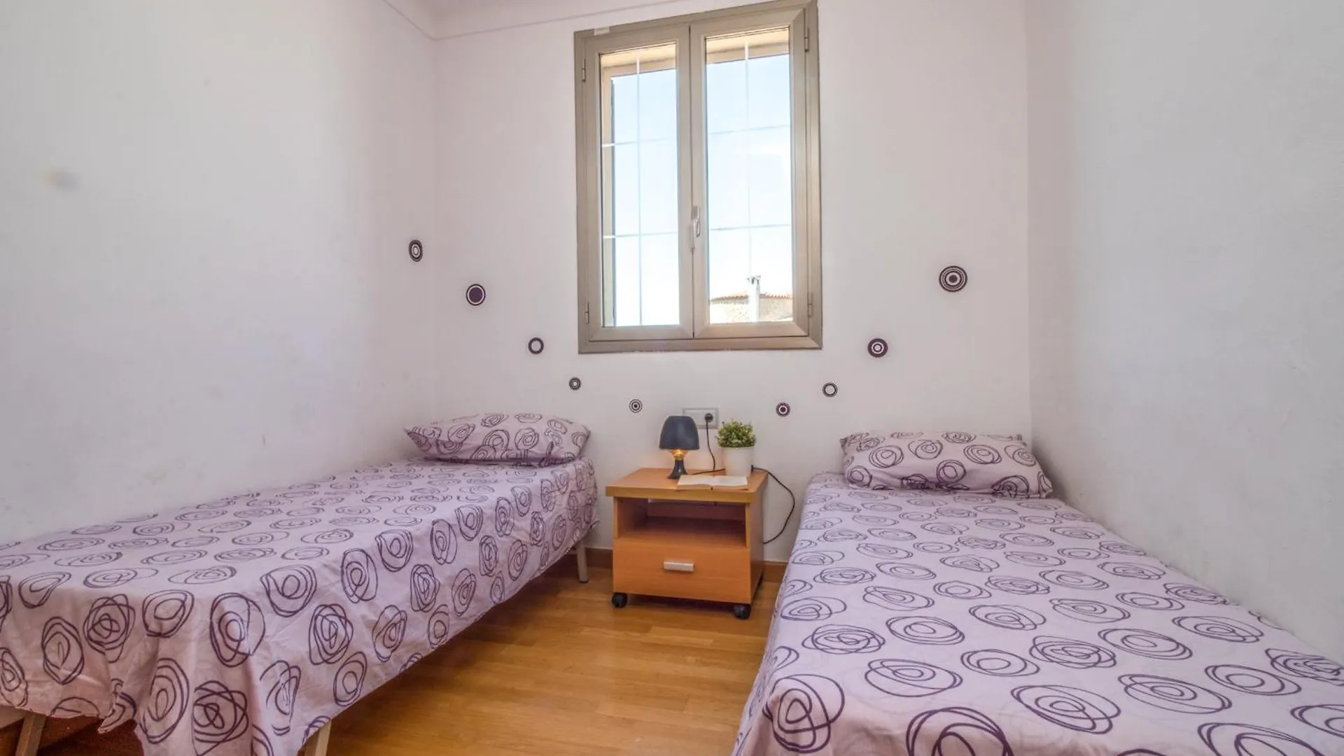 Дом отдыха 5 Habitaciones, 3 Banos, Piscina Privada, Amarre 15M Эмпуриабрава